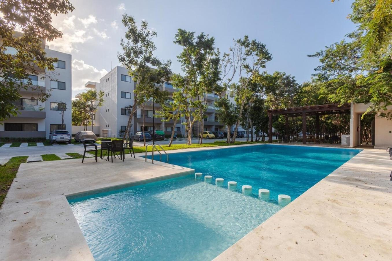 Modern Wifi 200mb, 2 Gyms, 6pools, Balcony Сasa de vacaciones *